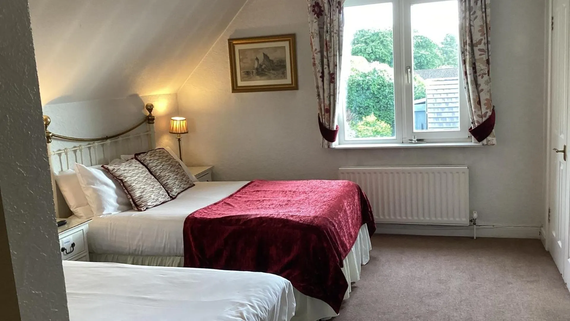 Oyo Rayanne House Guest Accommodation Holywood  United Kingdom