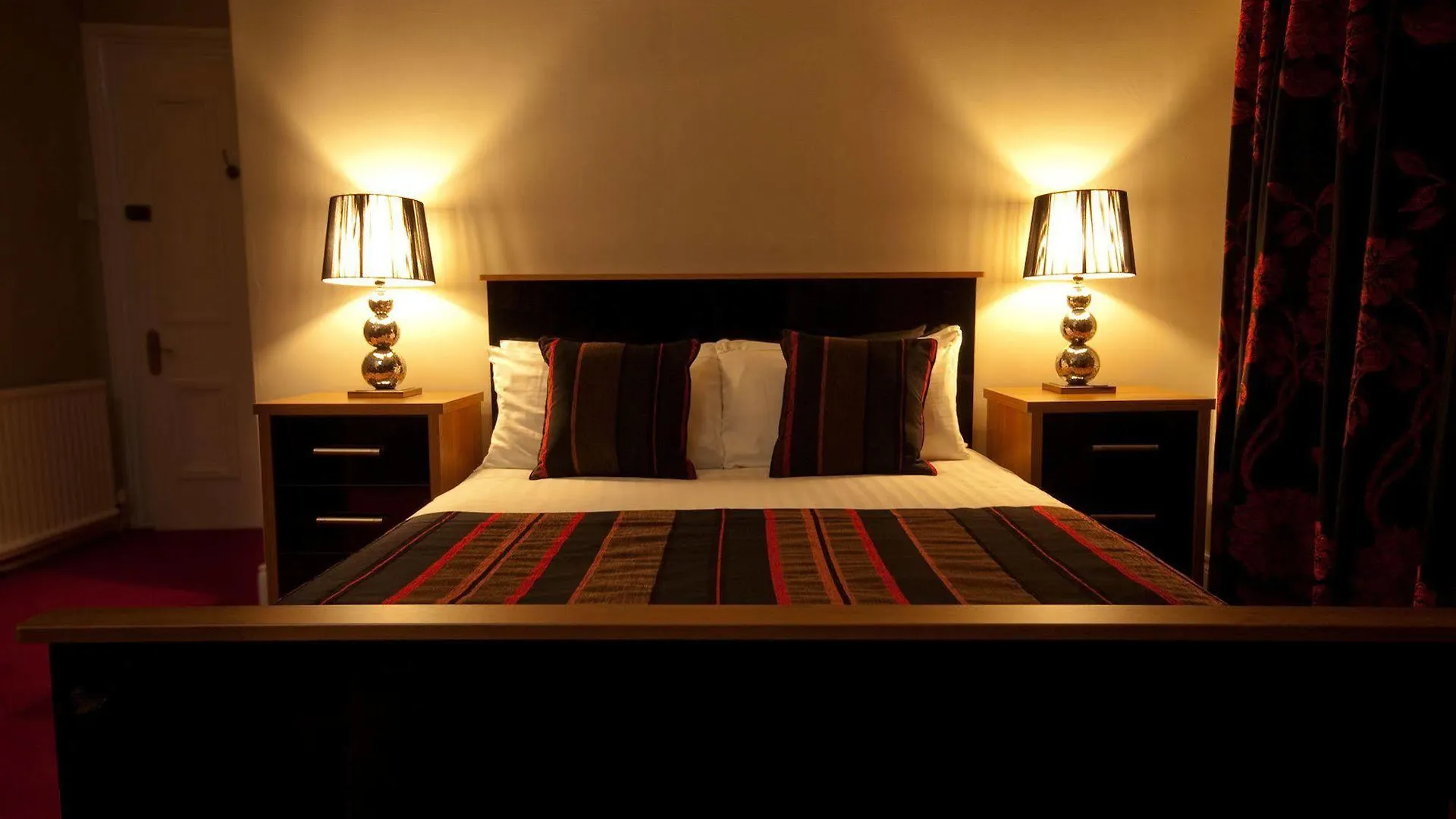 Oyo Rayanne House Guest Accommodation Holywood  Holywood (Down)