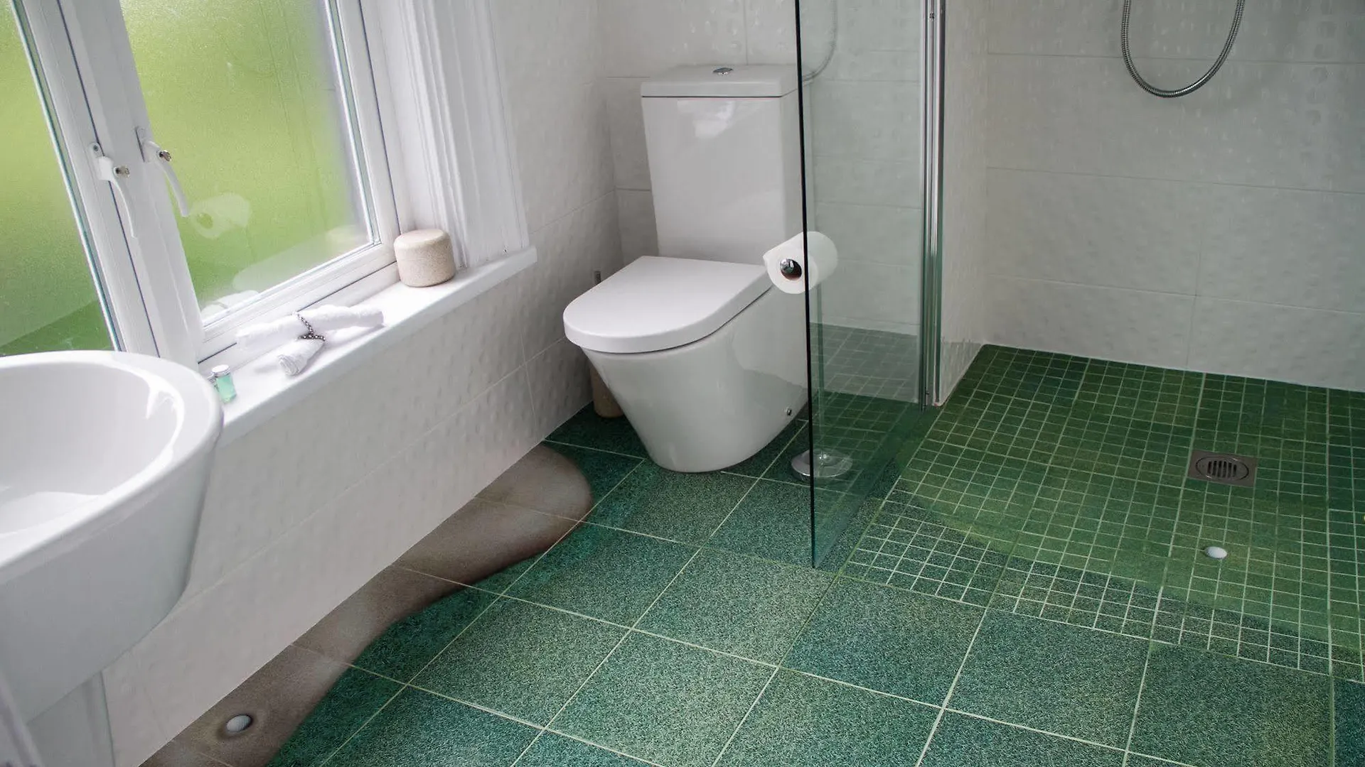 *** Hotel Oyo Rayanne House Guest Accommodation Holywood  United Kingdom