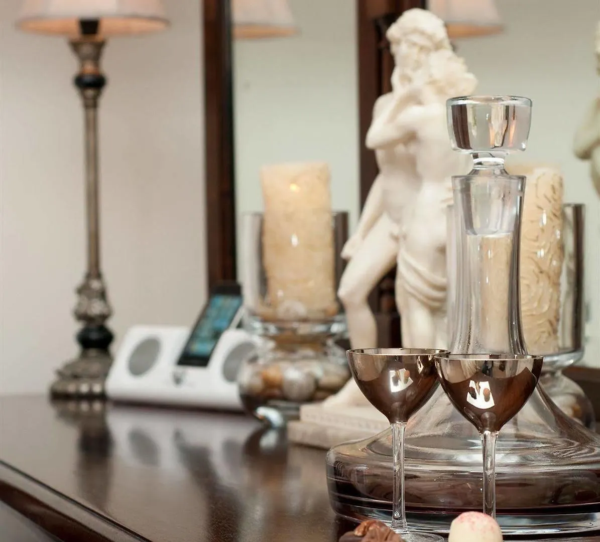 Oyo Rayanne House Guest Accommodation Holywood  Hotel
